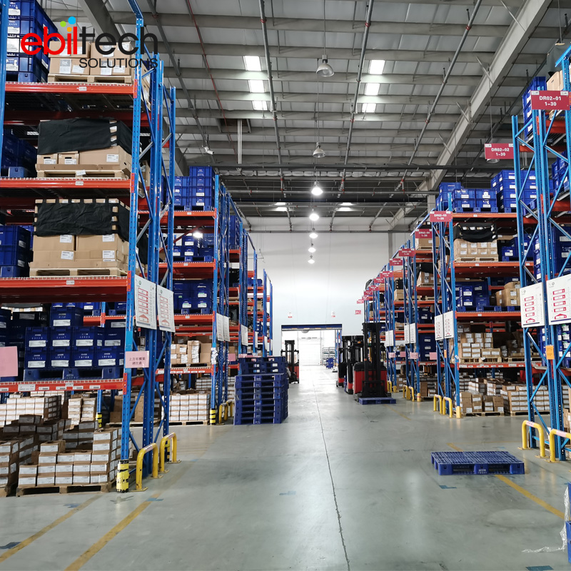 pallet rack2.jpg